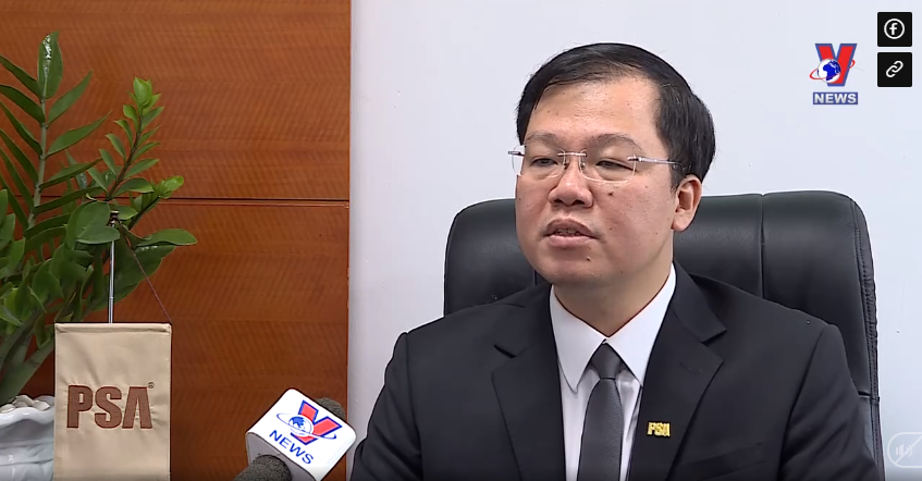 Ông Trần Văn Bích - Phó Giám đốc PSA đang trả lời phỏng vấn Truyền hình thông tấn Vnews